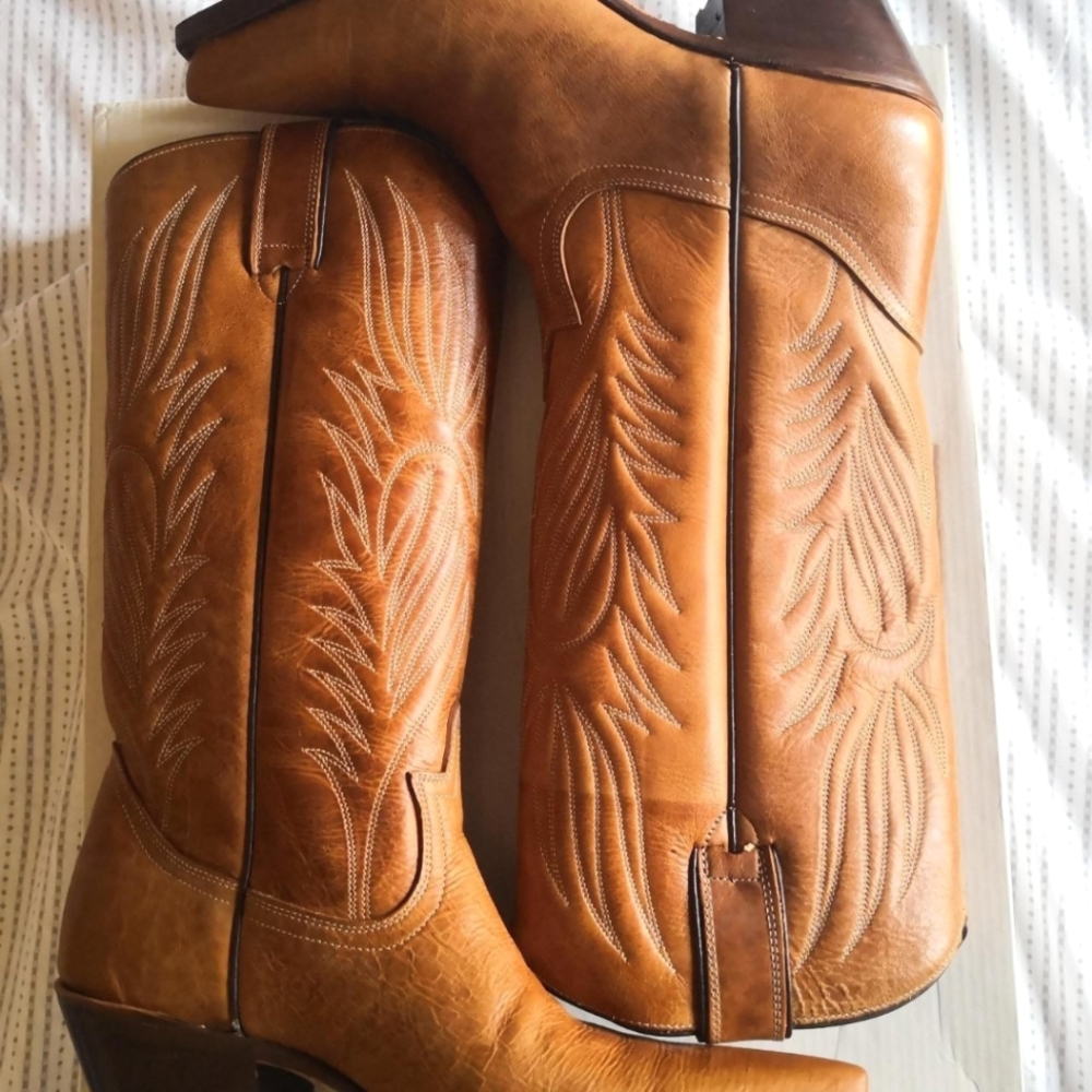 NWB Steve Madden GENUINE LEATHER Lonestar boots